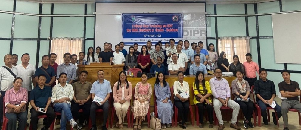 Resource persons with participants during the training on GST for Drawing and Disbursing Officers, Dealers, and Stakeholders at CKS Hall in Tuensang on August 19. (DIPR Photo)